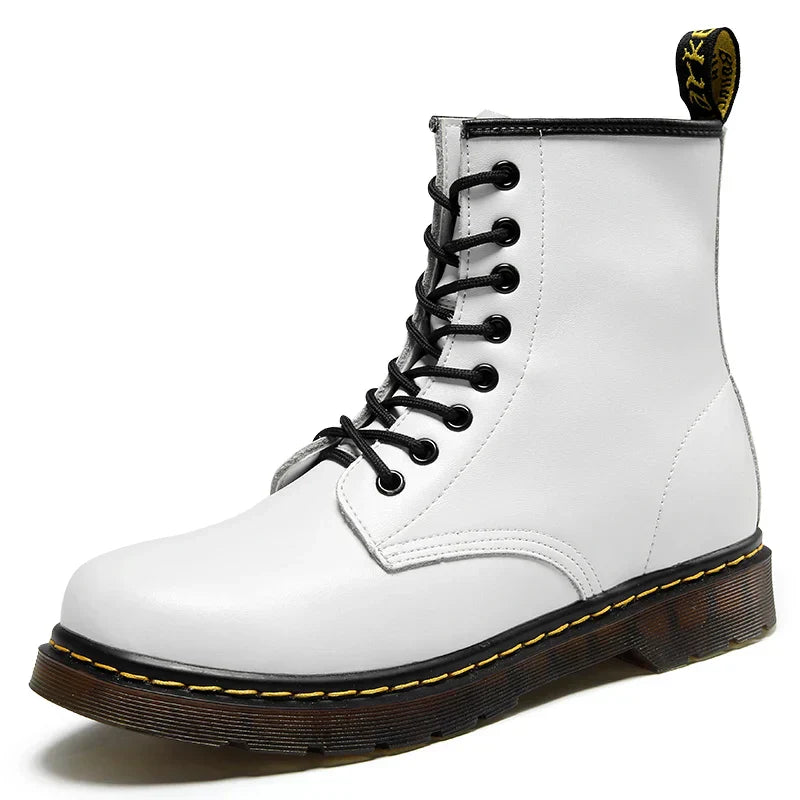 Klassische hochwertige Martin-Stiefel im britischen Stil