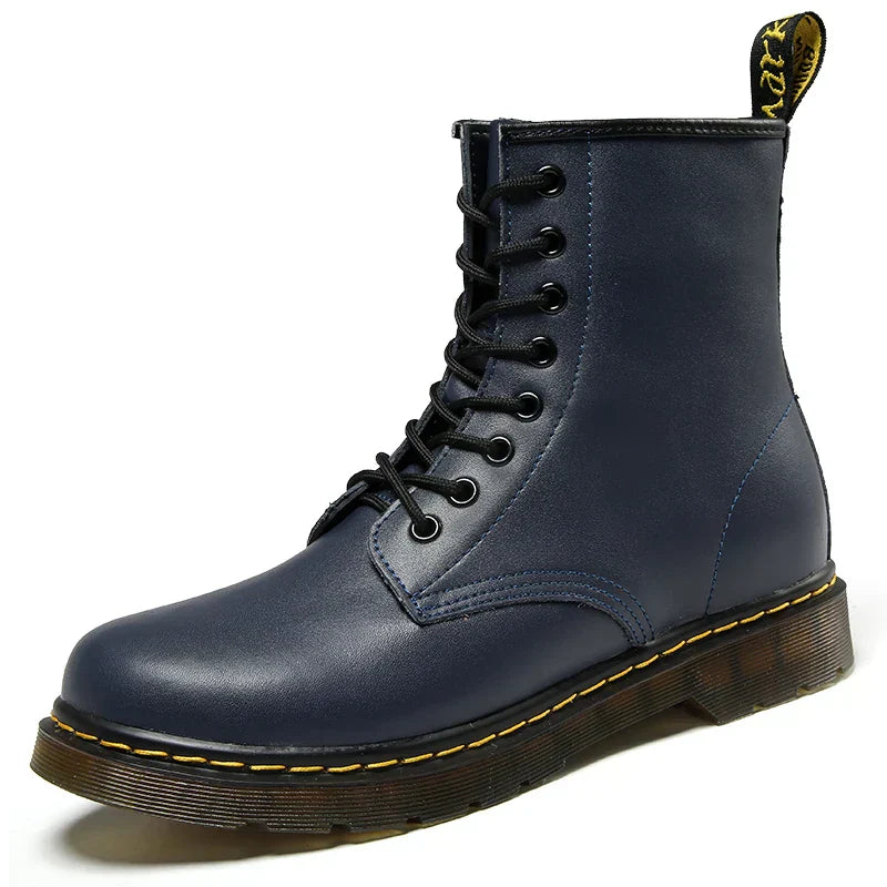 Klassische hochwertige Martin-Stiefel im britischen Stil