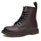 Klassische hochwertige Martin-Stiefel im britischen Stil