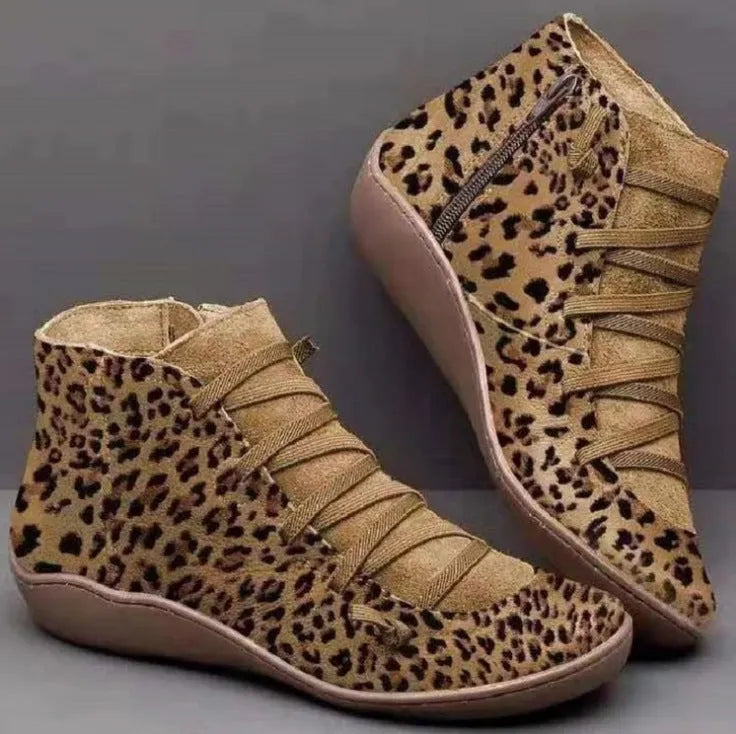 Orthopädische Stiefeletten für Damen: Komfort und einzigartiger Stil vereint